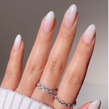 French nails with glitter