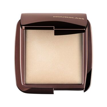 hourglass-ambient-finishing-powder