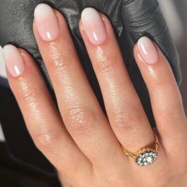 Milky French Manicures Are About to Be Your New Favourite Frenchie – Beauty