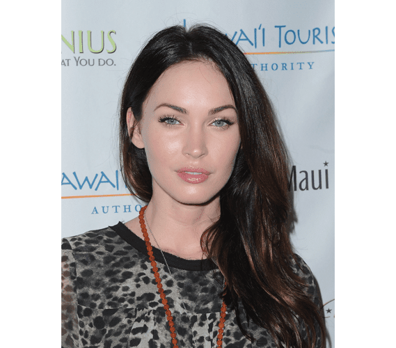 Female Celebrities With Thin Lips And Gles Eyes - Infoupdate.org