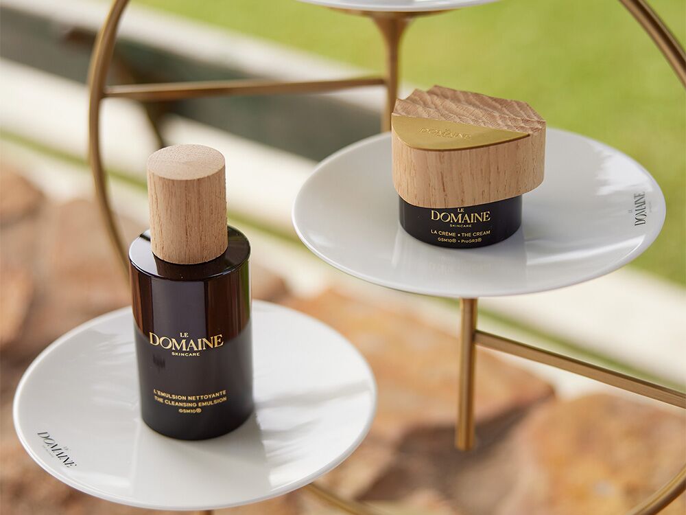 Brad Pitt Is Launching a Genderless AntioxidantRich SkinCare Line