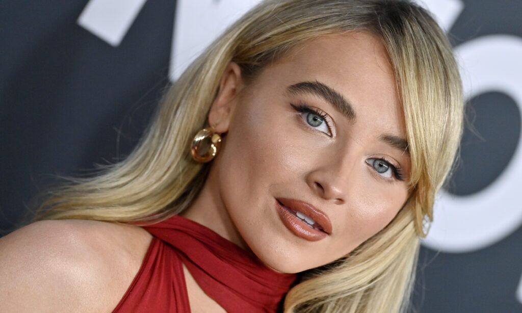 The Truth About Sabrina Carpenter's Relationship With Social Media