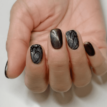 butterfly nails