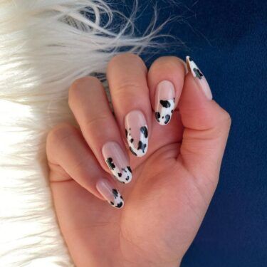 cow-print-fall-nail-art