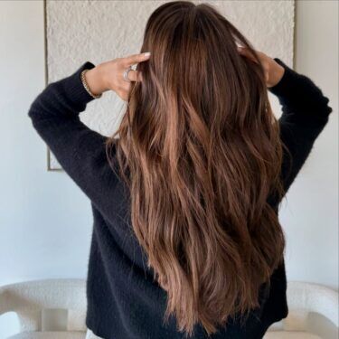 Long brunette hair