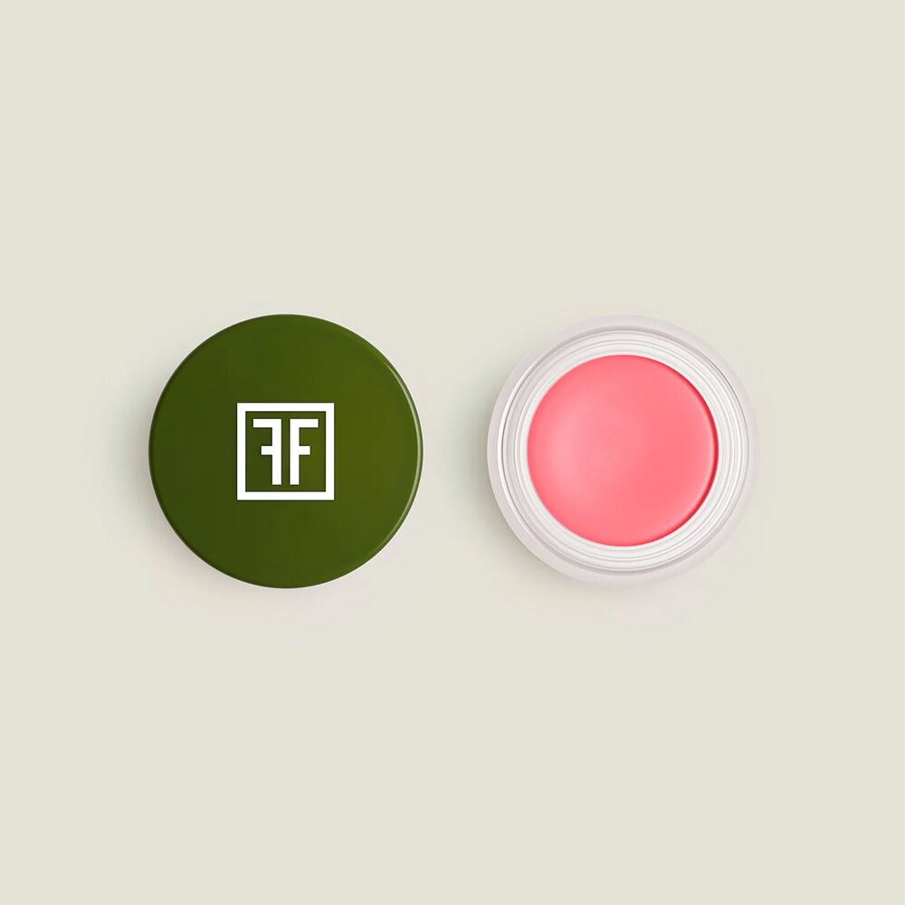A 'Glowy' Blush Sarah Jessica Parker Wears Is Now $22 2 Finding Ferdinand Tender Blush in Attitude