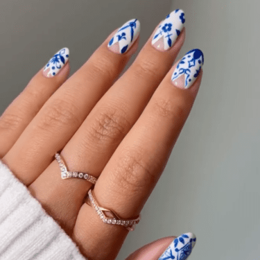 ceramic nails by @bycheznails