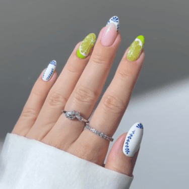 ceramic nails by @heygreatnails