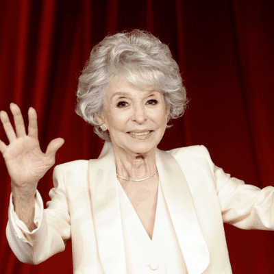 Chic White Hair: Celebs Leading the White Hair Renaissance