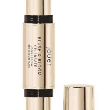 How you can Apply Blush Sticks, In line with Celeb Make-up Artists