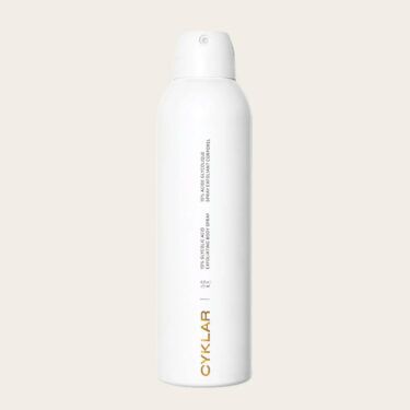 The Solely Dolphin Pores and skin Physique-Care Routine You Want This Summer season