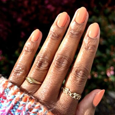 Candy Peach Nails Are the ‘It’ Summer season Manicure- Beauty