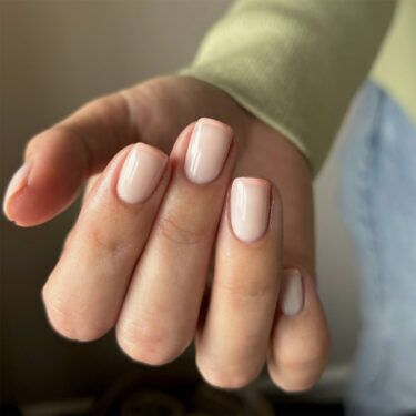 milky peach french manicure