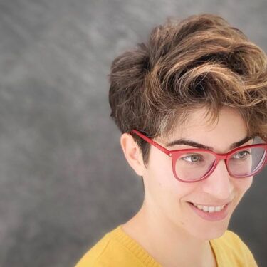 Pixie con cabello ondulado