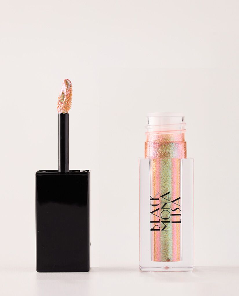 Black Mona Lisa Beauty Liquid Shimmer in Gatsby