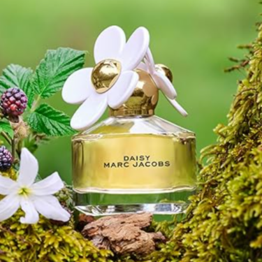 Marc Jacobs Daisy Eau de Toilette ($ 108)