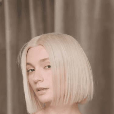 Blond bob hairstyle
