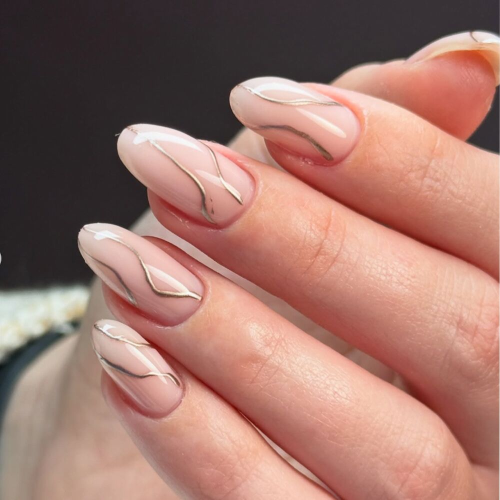 Nail Contouring Is the Trick for Longer-Wanting Nails