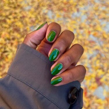 Kelly green nails