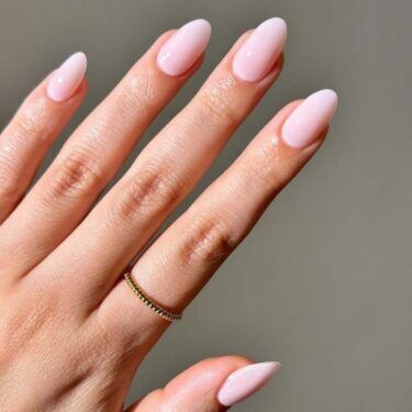 Light pink nails