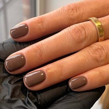 chocolate brown nails