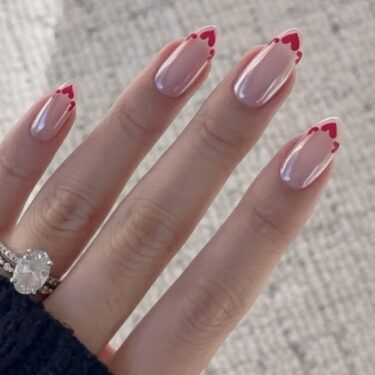 chrome heart tips manicure