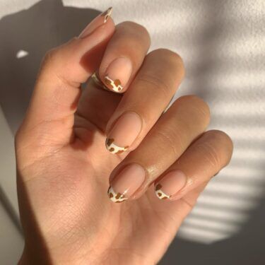 Animal print French tips