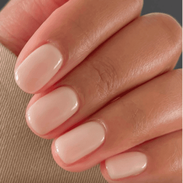 Nude nails