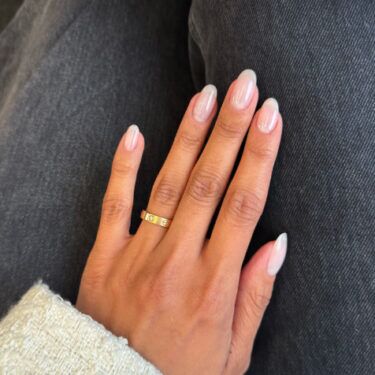 nude nails